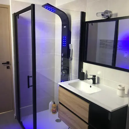 Mimosa Apartment